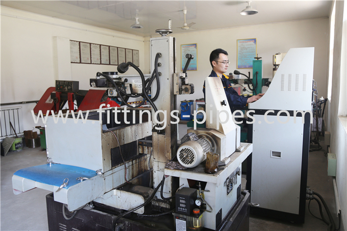 Co. τοποθετήσεων σωληνώσεων Hongcheng Hebei, ΕΠΕ γραμμή παραγωγής 2 εργοστασίων